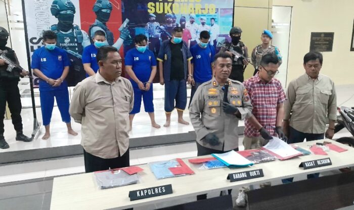 Polres Sukoharjo Ringkus 5 Tersangka Curat Dengan Modus Memberi Bantuan Kompor