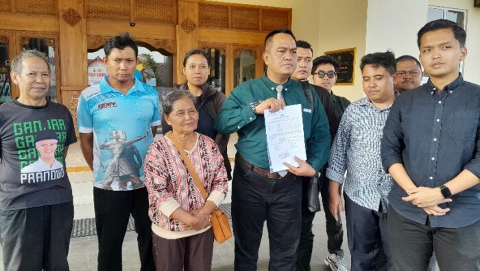 Diduga Ditipu Kepsek Hampir Rp1 Miliar, Korban Koperasi Mengadu ke Polresta Surakarta
