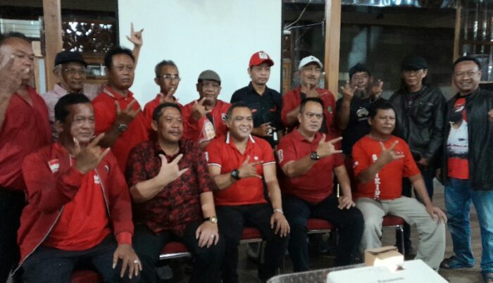 Relawan Banteng Solo Tengah Dikukuhkan, Bidik 30 Kursi DPRD Untuk PDIP