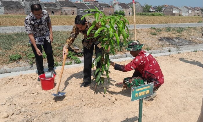 Wasev TMMD ke-129 di Sukoharjo, Plt Bupati Apresiasi Kontribusi TNI