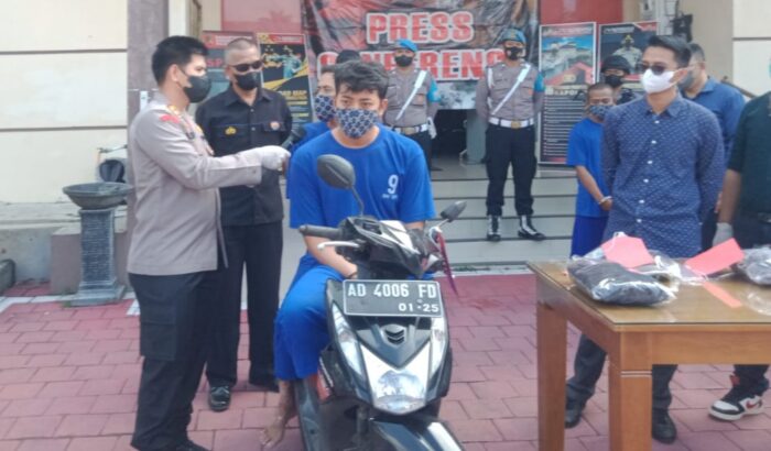 Jambret Dompet Pengendara Motor Ditengah Jalan Sepi, Dua Tersangka Diciduk Polisi di Boyolali