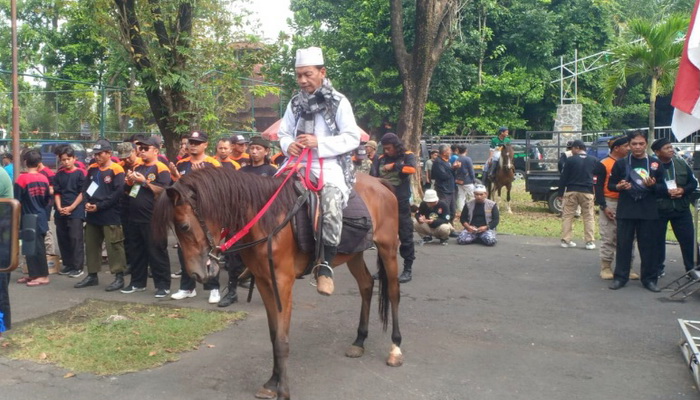 Meriah, 30 Elemen Solo Raya Ramaikan Jalan Sehat Ukhuwah di Sukoharjo