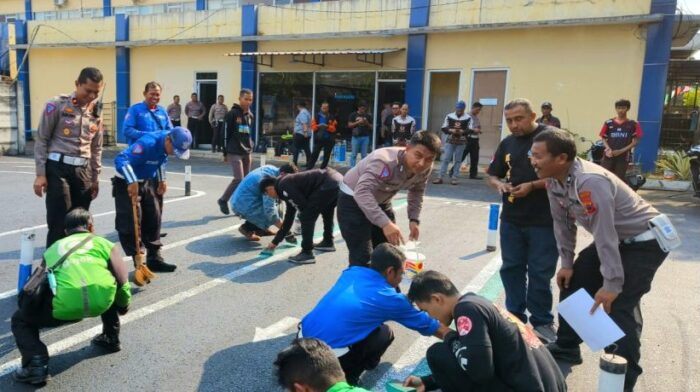 Dibantu Komunitas, Satlantas Polresta Surakarta Bikin Lintasan Uji Praktik SIM C Model Baru