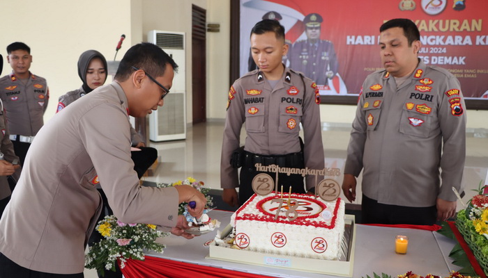 Rayakan Hari Bhayangkara Ke-78, Polres Demak Gelar Tasyakuran