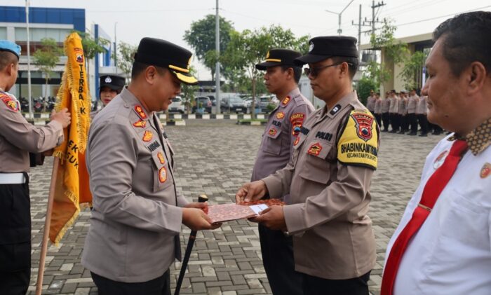 2 Personil dan 1 Polsek Terbaik Dapat Penghargaan Dari Kapolres Sukoharjo, Ini Datanya