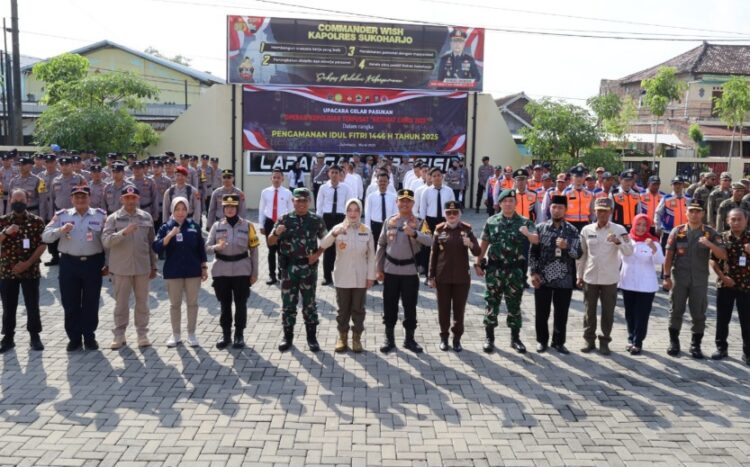 Apel Pasukan, Polres Sukoharjo Siap Gelar Operasi Ketupat Candi 2025