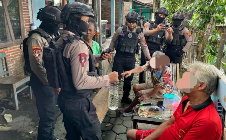 Nekat Pesta Miras Siang Hari, 3 Bapak-bapak Warga Solo Diciduk Polisi