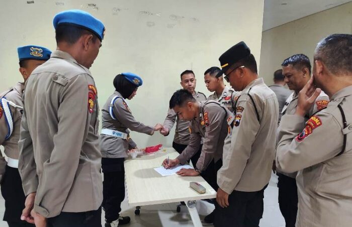 Gelar Gaktibplin, Polres Sukoharjo Tes Urine Personel Pastikan Bebas Narkoba