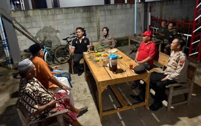 Patroli Dialogis, Polres Sukoharjo Ajak Warga Tingkatkan Kewaspadaan Lawan Hoaks