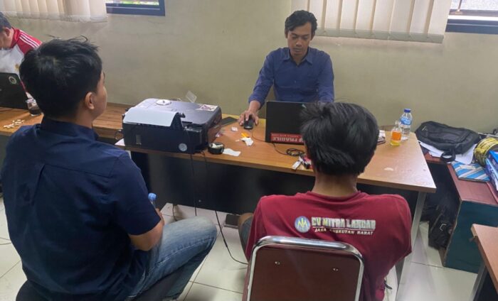 Nyabu di Rumah, Pemuda Grogol Diciduk Polisi Tengah Malam