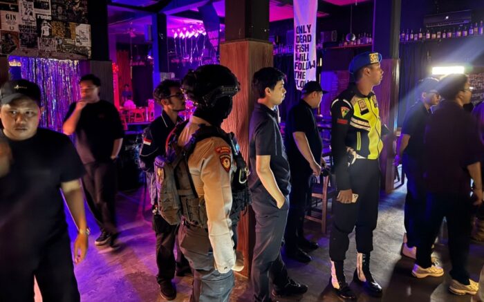 Aparat Gabungan Gelar Operasi Tempat Hiburan Malam di Solo, Sejumlah Kafe Diperiksa