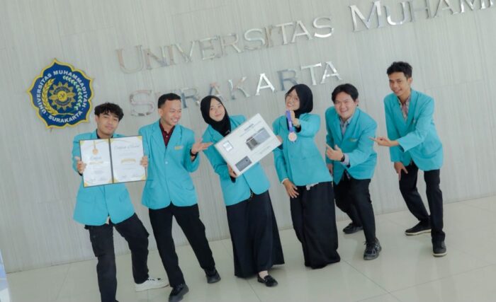 Mahasiswa UMS Raih Medali Perunggu di Jepang Lewat Inovasi Alat Penyiapan Obat