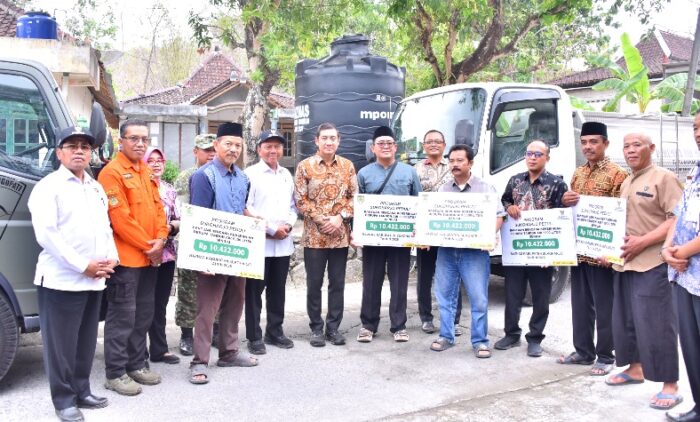 BAZNAS Sukoharjo Salurkan Bantuan RTLH dan Tandon Air, Total Capai Rp247 Juta
