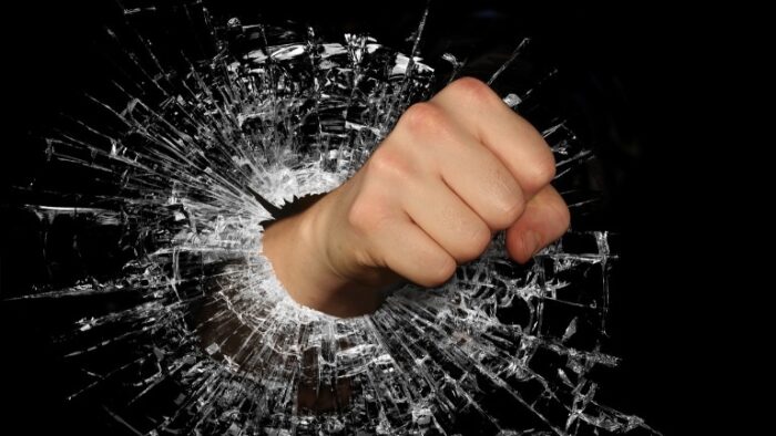 Waspada, Pencurian Pecah Kaca Mobil di Jateng Incar Nasabah Bank
