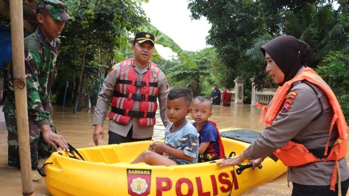 Terdampak Banjir Luapan Sungai, 6996 KK di Sukoharjo Rumahnya Terendam