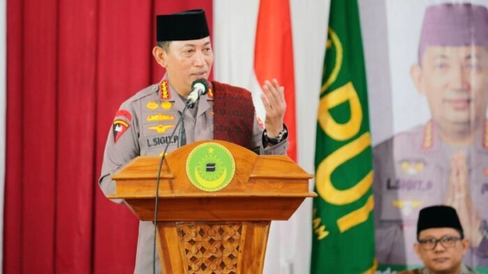 Kembali Salurkan Bantuan, Kapolri Gandeng PUI Tekankan Soal Persatuan dan Kesatuan Umat