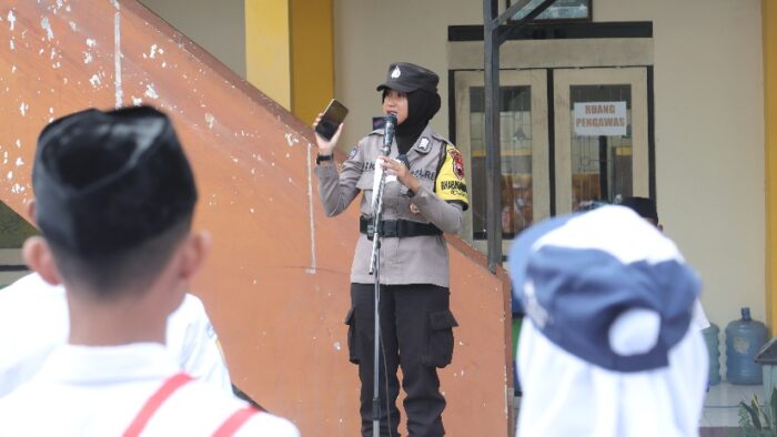Cegah Siswa SMP Kendarai Motor, Polres Sukoharjo Terjunkan Bhabinkamtibmas ke Sekolah