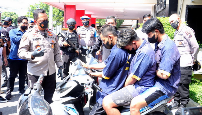 Ungkap Kasus Temuan Mayat di Bengawan Solo Nguter, Polres Sukoharjo Ringkus 3 Tersangka Penganiaya Korban