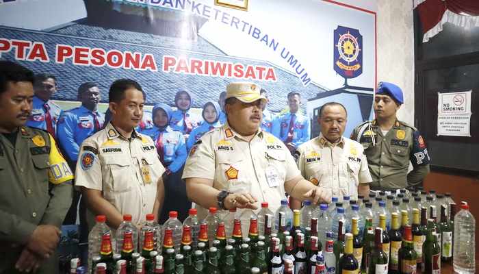 Razia Pekat, 107 Minuman Keras Berhasil Disita Satpol PP Demak