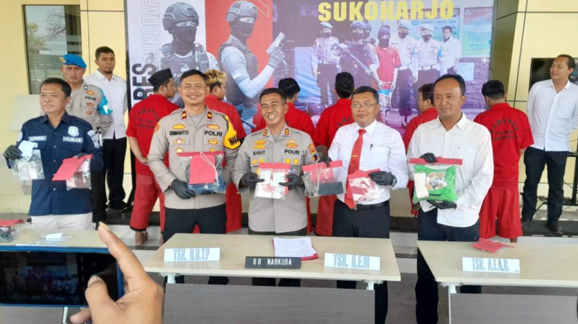 Ungkap 4 Kasus Narkoba, Polres Sukoharjo Ciduk 6 Tersangka dengan Bukti 2,5 Ons Sabu